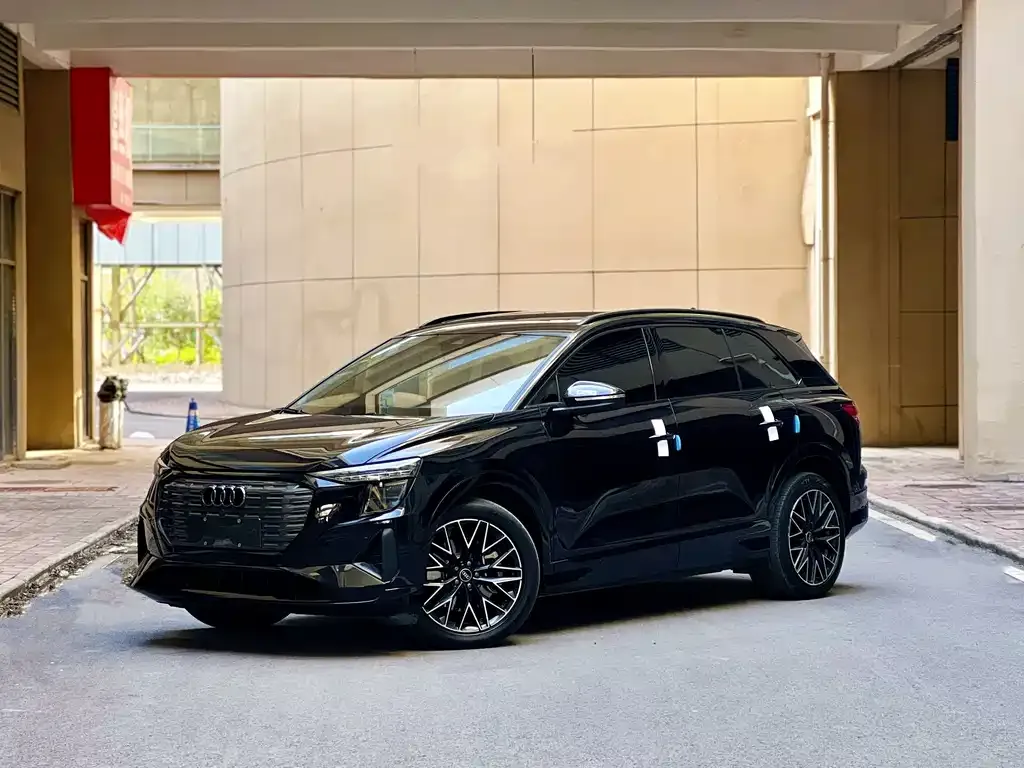 Audi Q5 e-tron 2024 из CN, фото 1