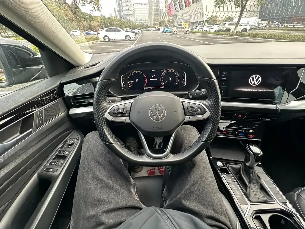 Volkswagen Passat 2021 из CN, фото 10