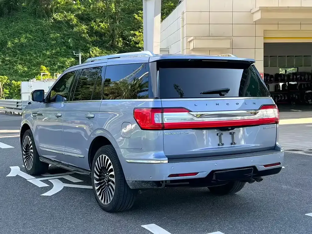 Lincoln Navigator 2022 из CN, фото 3