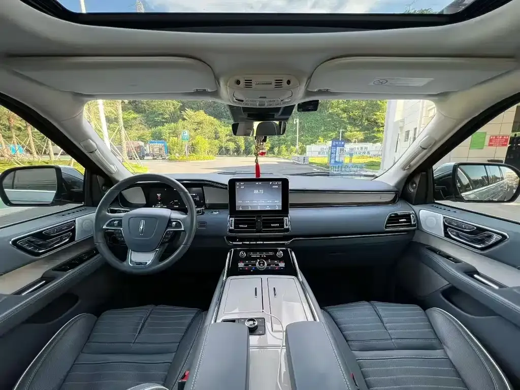 Lincoln Navigator 2022 из CN, фото 4