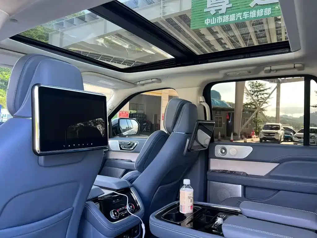 Lincoln Navigator 2022 из CN, фото 8