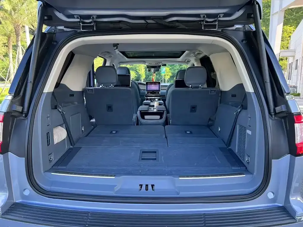Lincoln Navigator 2022 из CN, фото 9
