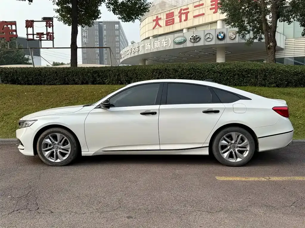 Honda Accord 2021 из CN, фото 3