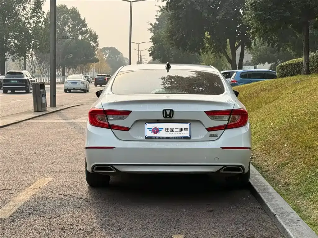Honda Accord 2021 из CN, фото 5