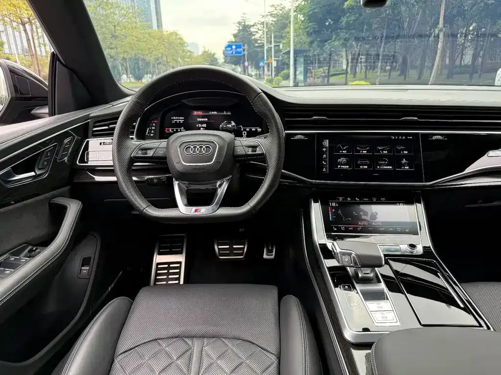 Audi Q8 2021 из CN, фото 8