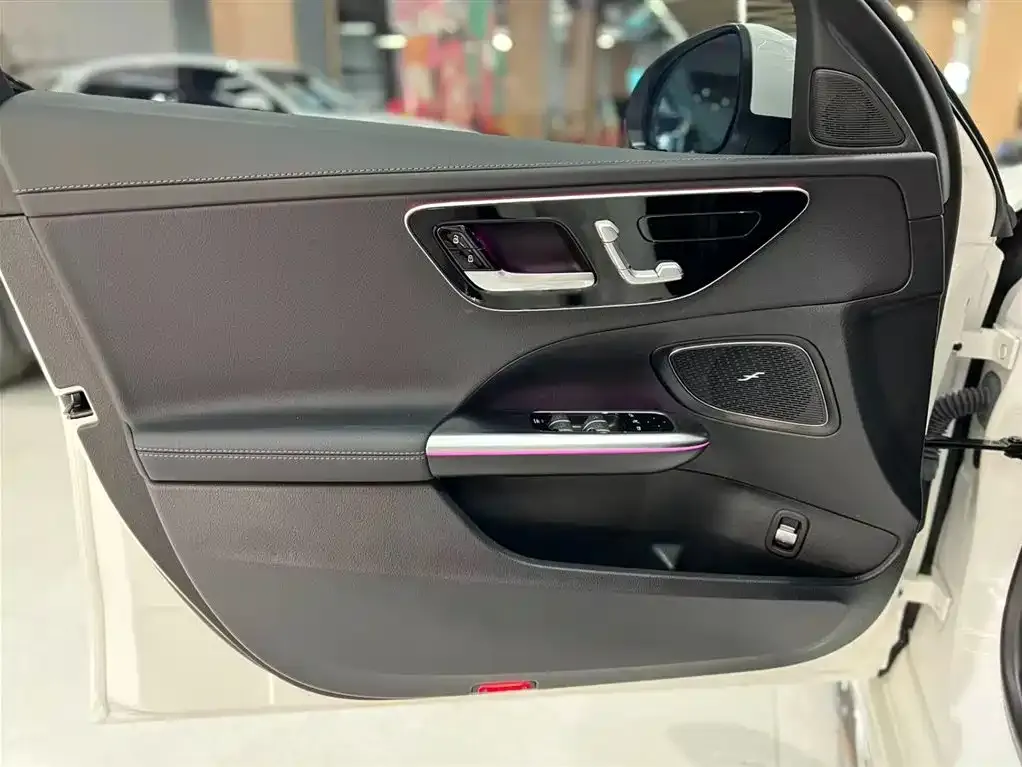 Mercedes-Benz C-Class 2024 из CN, фото 7
