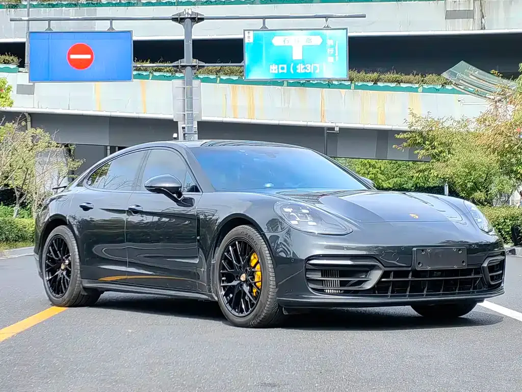 Porsche Panamera — фото 3