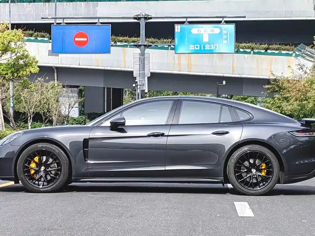 Porsche Panamera — фото 4