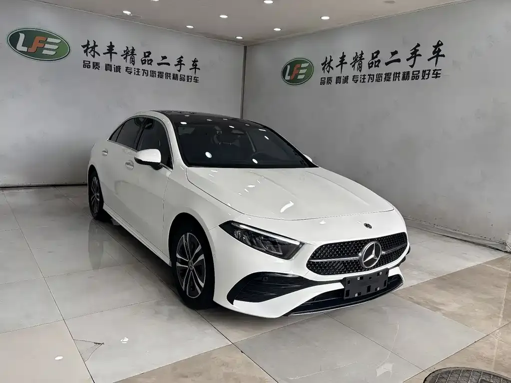 Mercedes-Benz A-Class 2024 из CN, фото 3