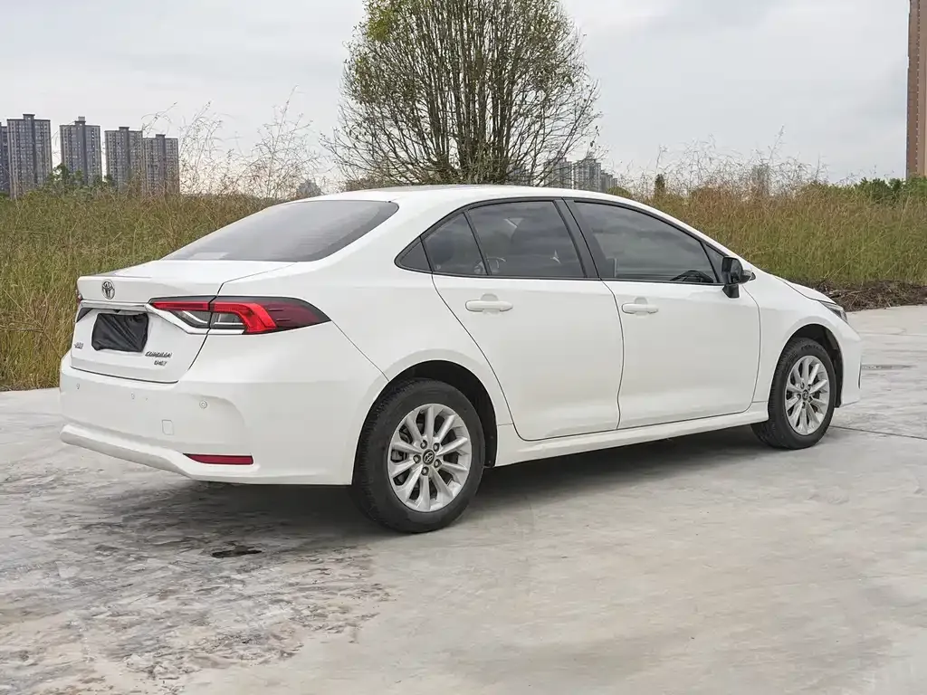 Toyota Corolla 2023 из CN, фото 7