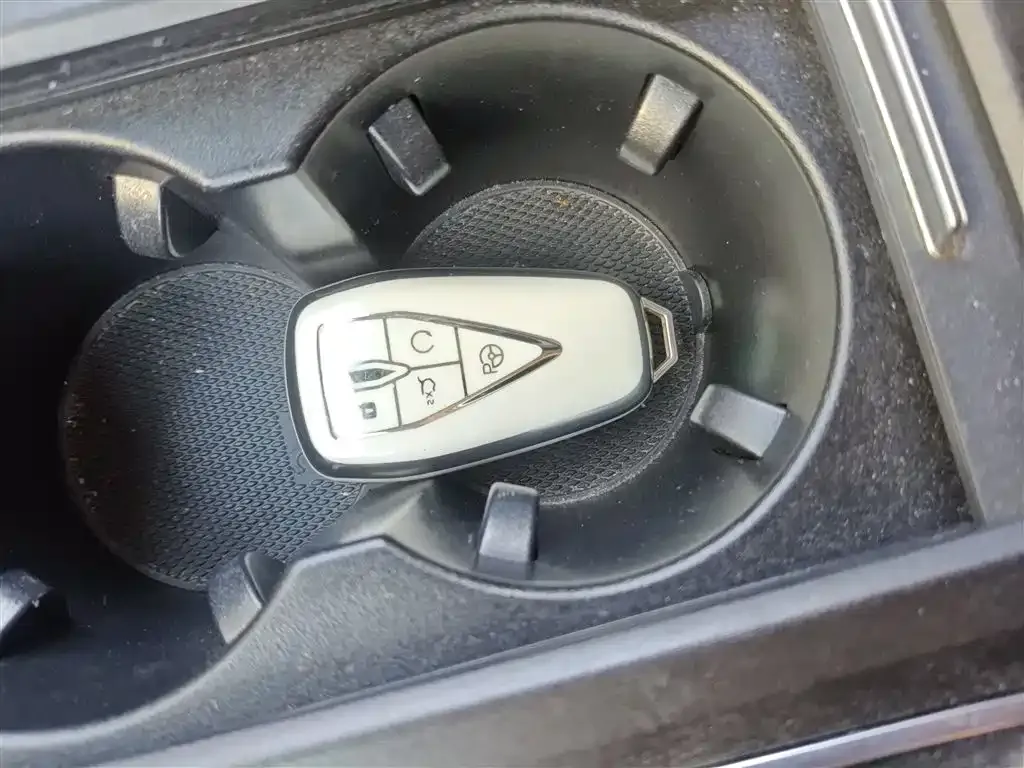 Changan CS75PLUS — фото 9