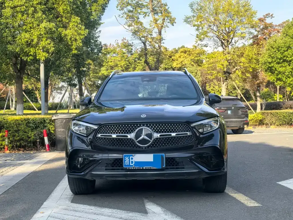 Mercedes-Benz GLC 2023 из CN, фото 2