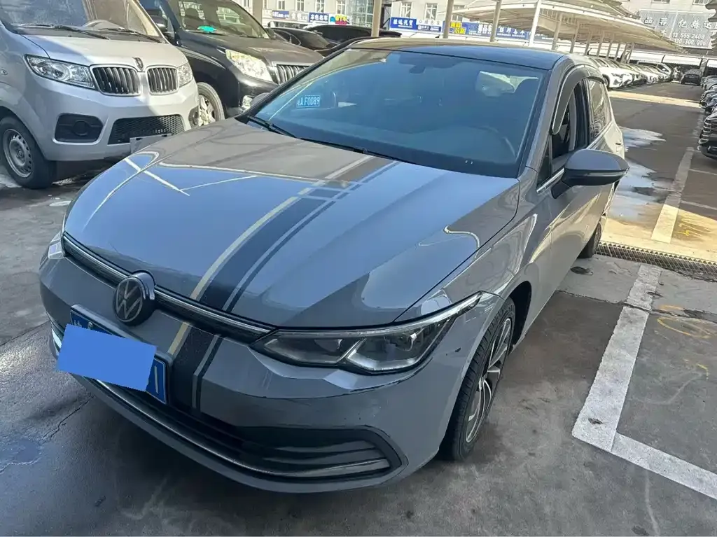 Volkswagen Golf 2022 из CN, фото 1