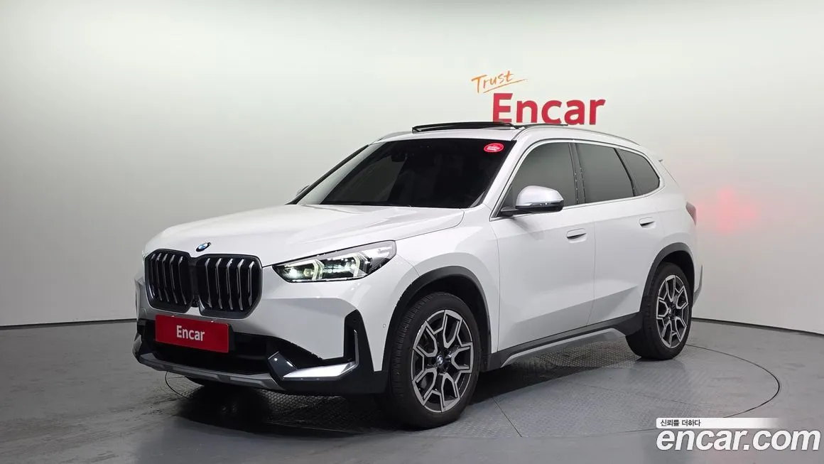 BMW X1 — фото 1
