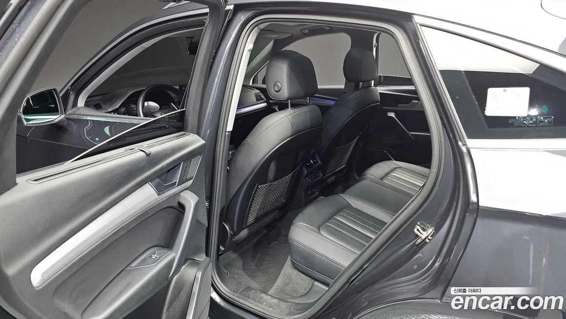 Audi Q5 2022 из KR, фото 10