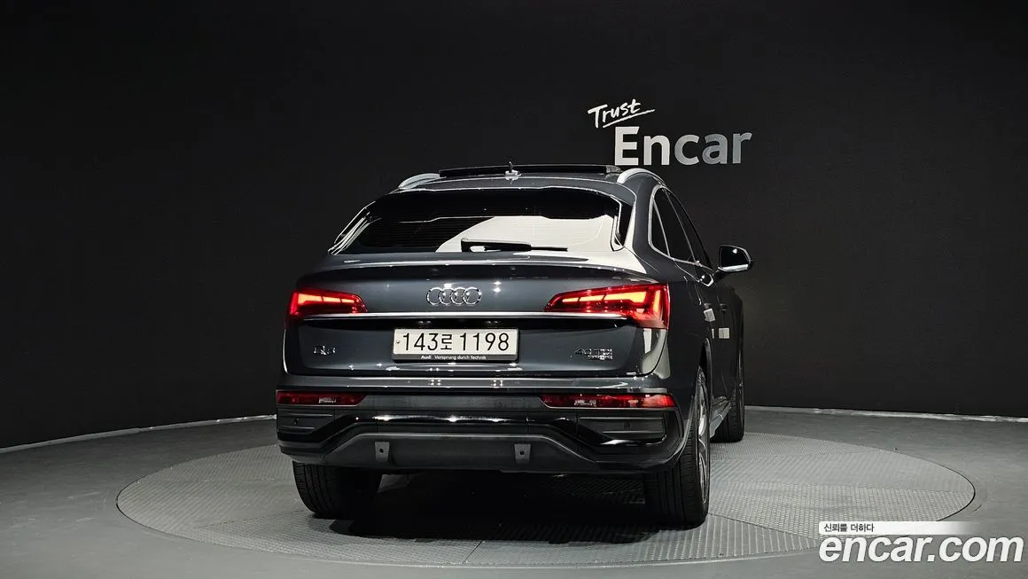Audi Q5 2022 из KR, фото 4
