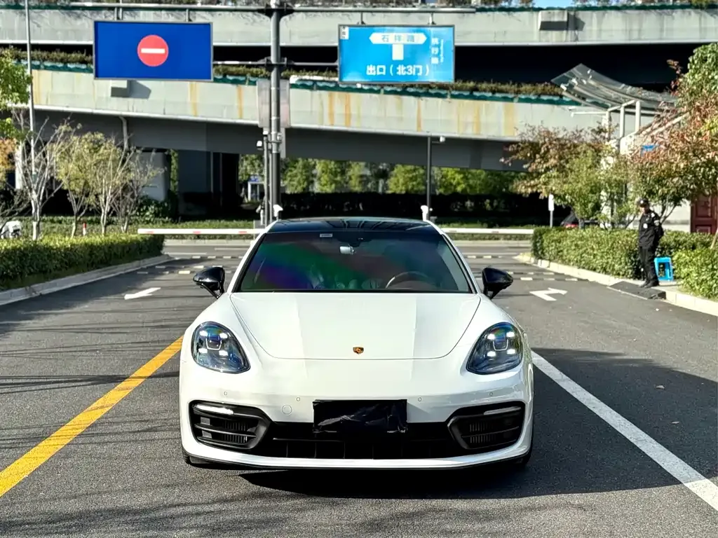 Porsche Panamera 2022 из CN, фото 1