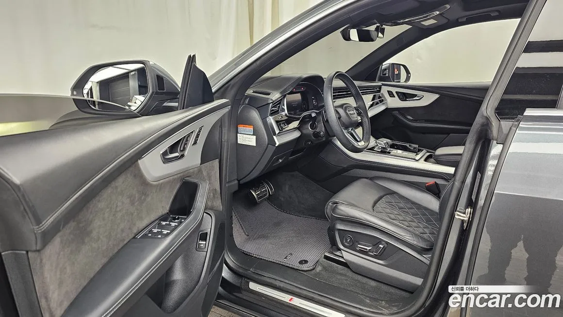 Audi Q8 2021 из KR, фото 10
