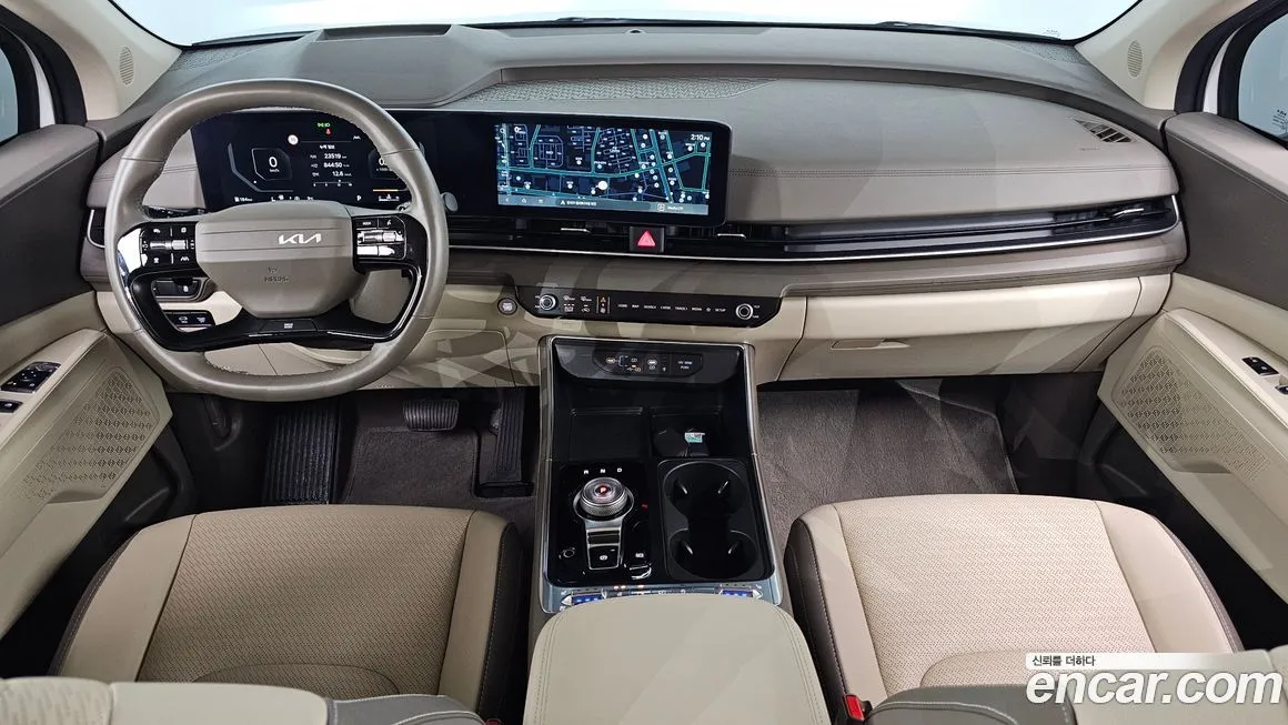 Kia Carnival — фото 7