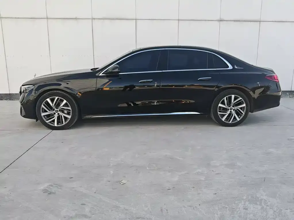 Mercedes-Benz E-Class 2024 из CN, фото 7