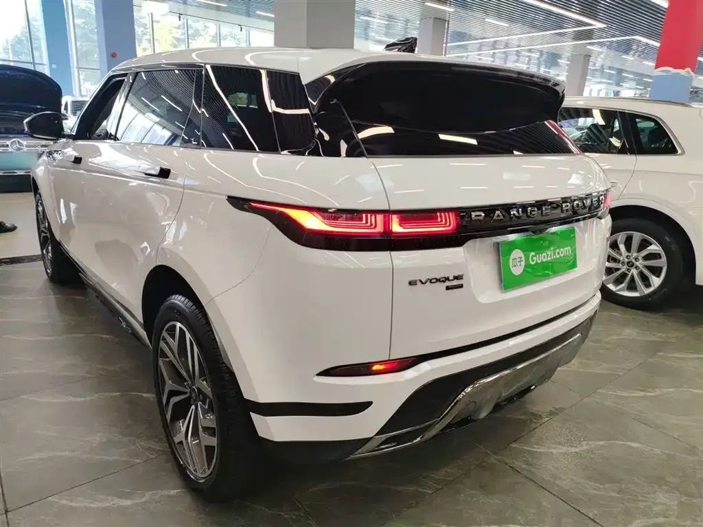 Land Rover Evoque 2024 из CN, фото 5