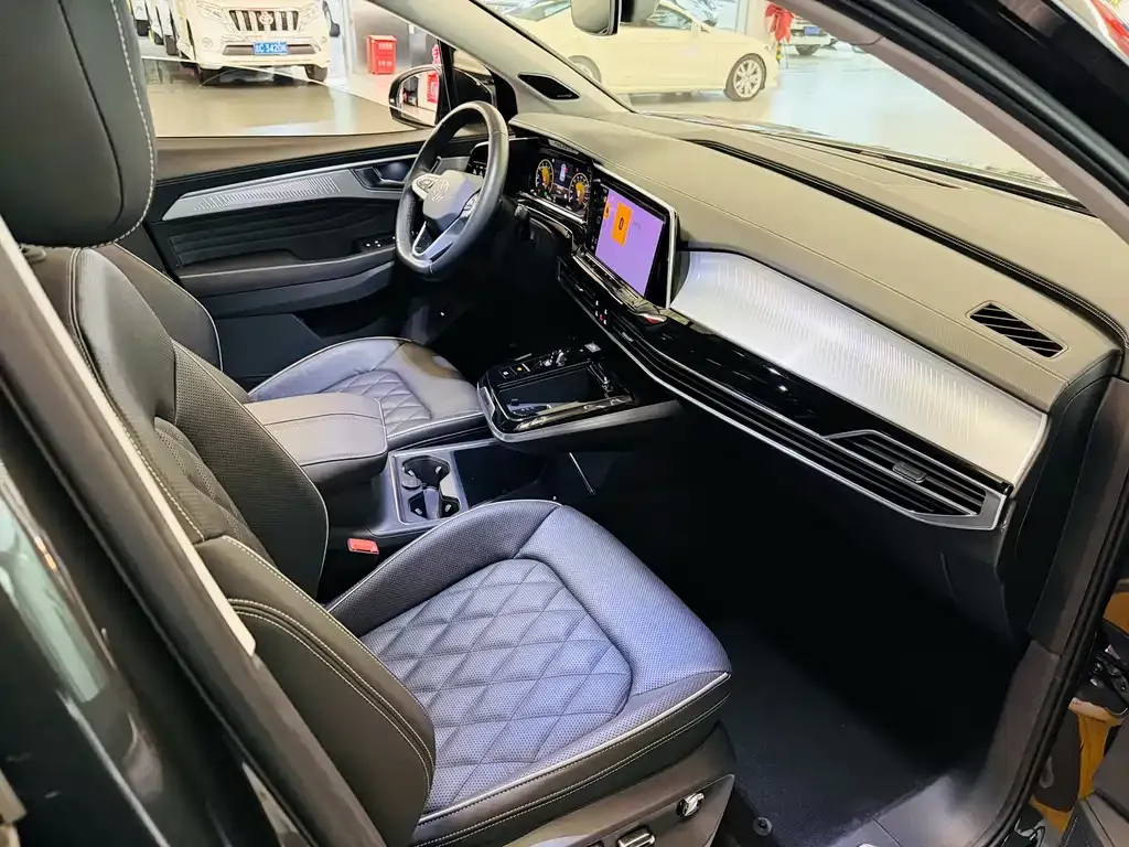 Volkswagen Talagon 2022 из CN, фото 8