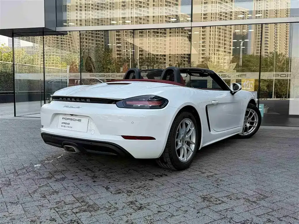 Porsche 718 2025 из CN, фото 4