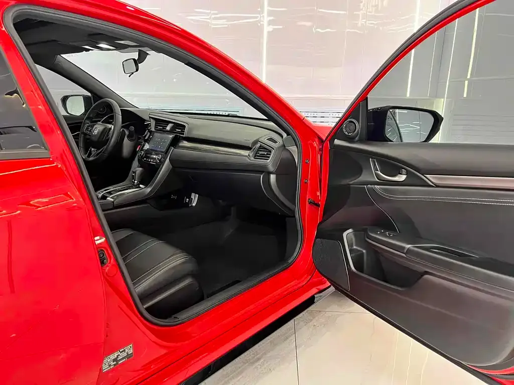 Honda Civic 2021 из CN, фото 10