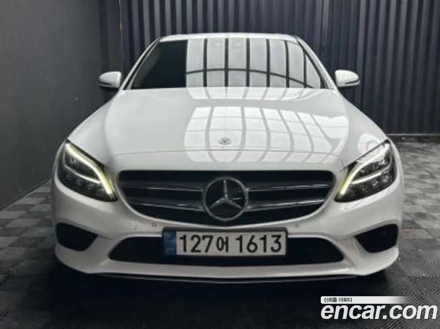 Mercedes-Benz C-Class 2021 из KR, фото 2
