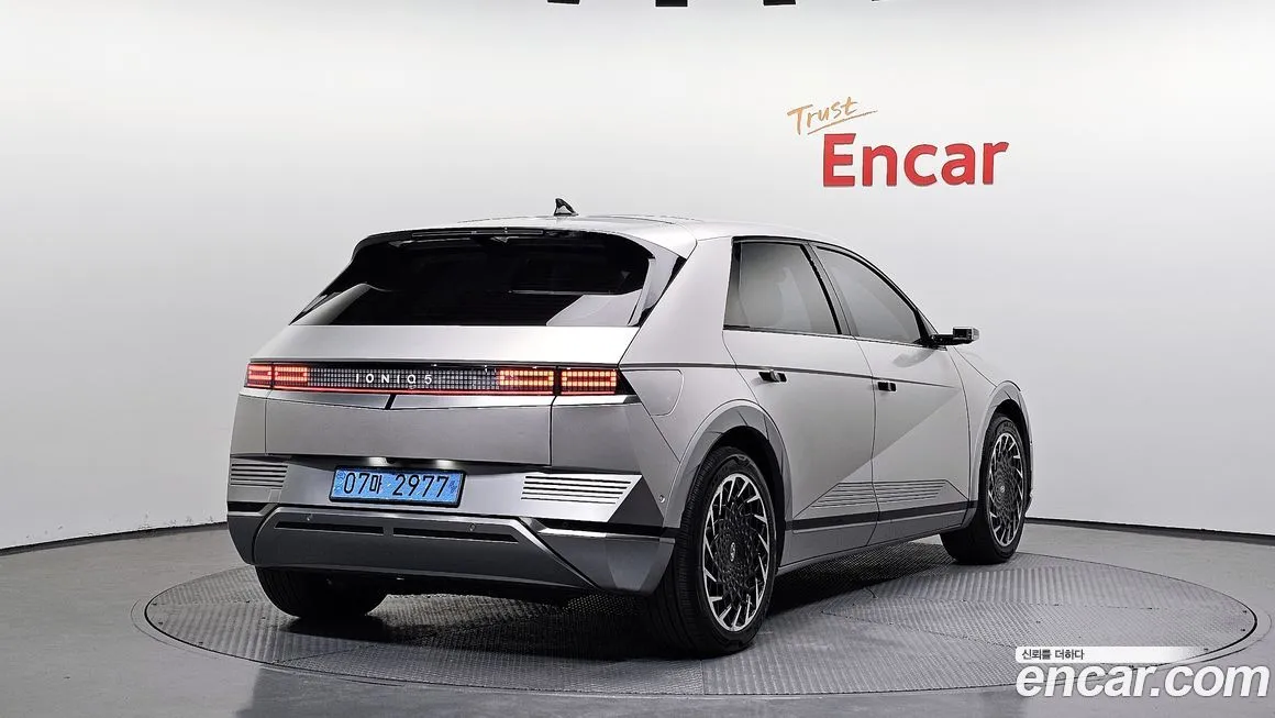 Hyundai Ioniq5 — фото 2