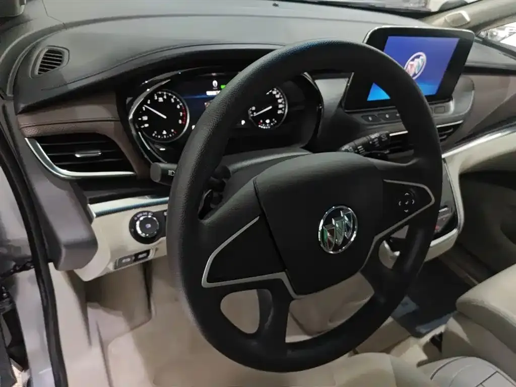 Buick GL8 2023 из CN, фото 10