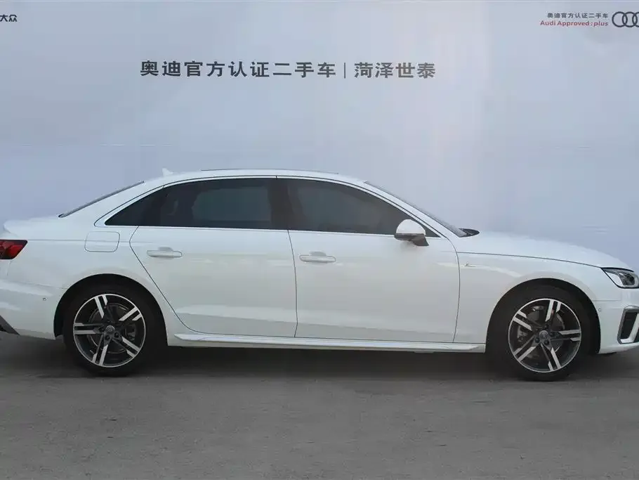 Audi A4L 2021 из CN, фото 2