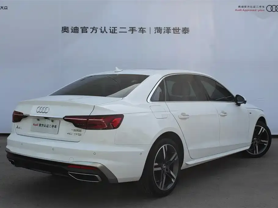 Audi A4L 2021 из CN, фото 3