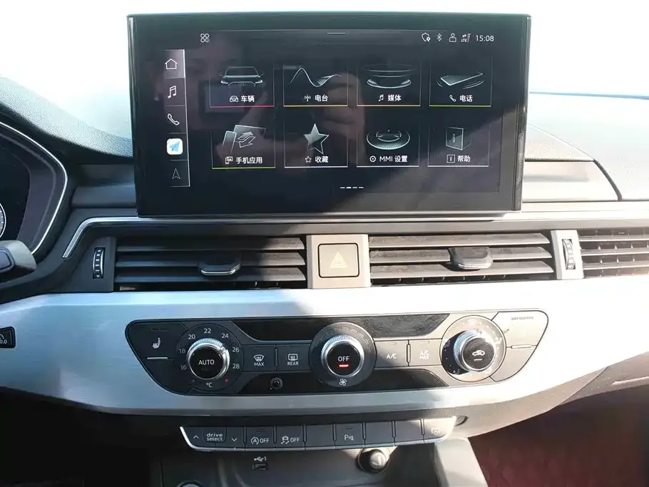 Audi A4L 2021 из CN, фото 8