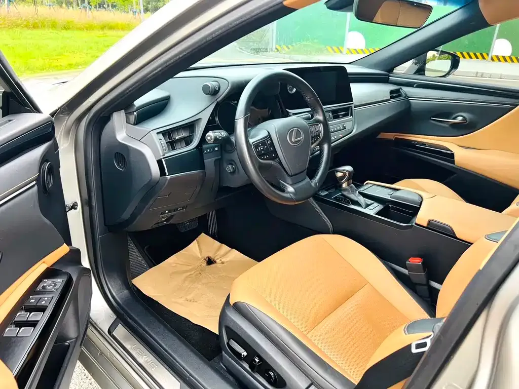 Lexus ES 2022 из CN, фото 6