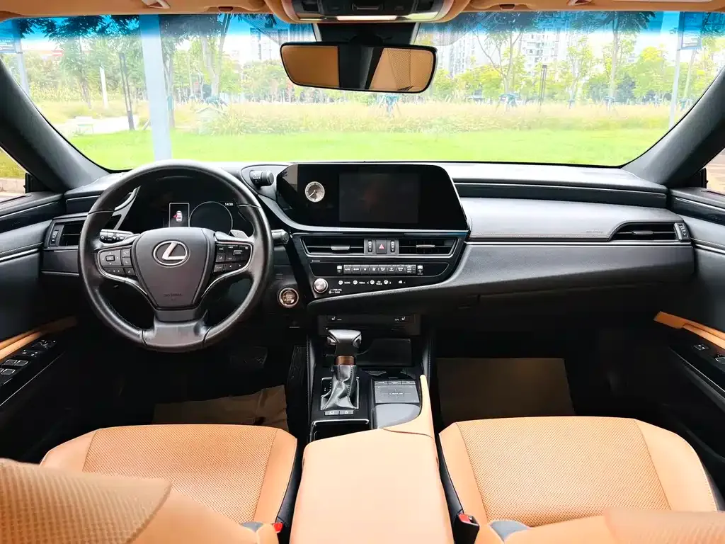 Lexus ES 2022 из CN, фото 7