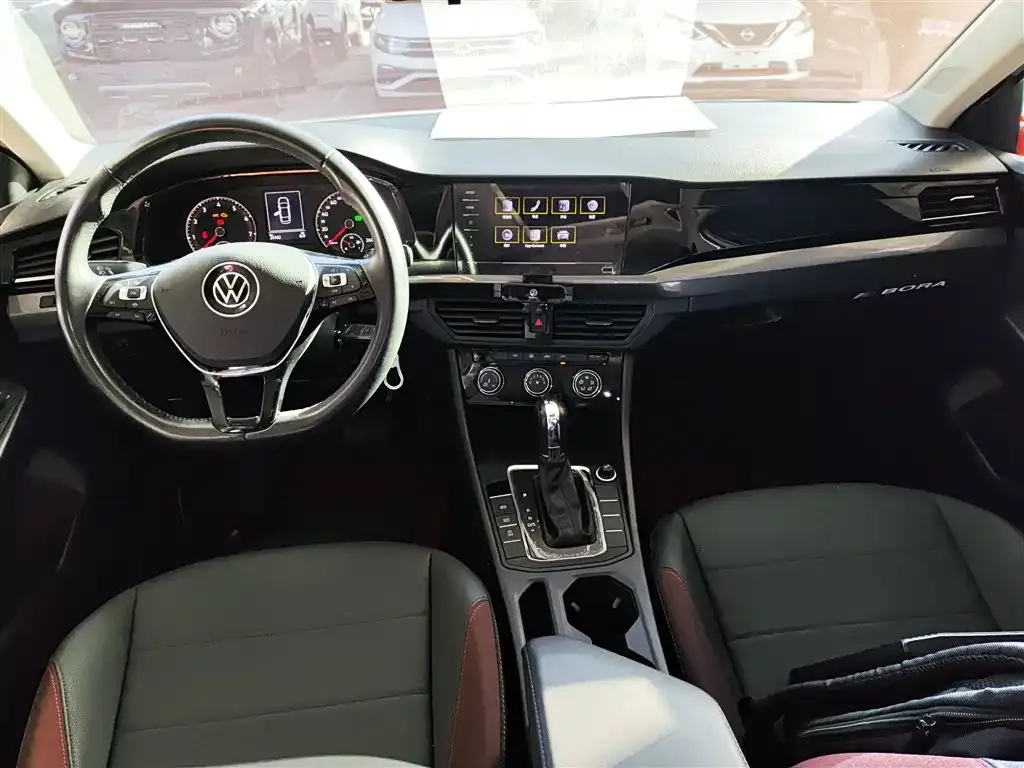 Volkswagen Bora 2022 из CN, фото 10