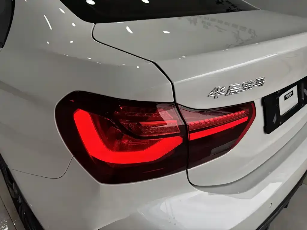 BMW 1 Series 2024 из CN, фото 10