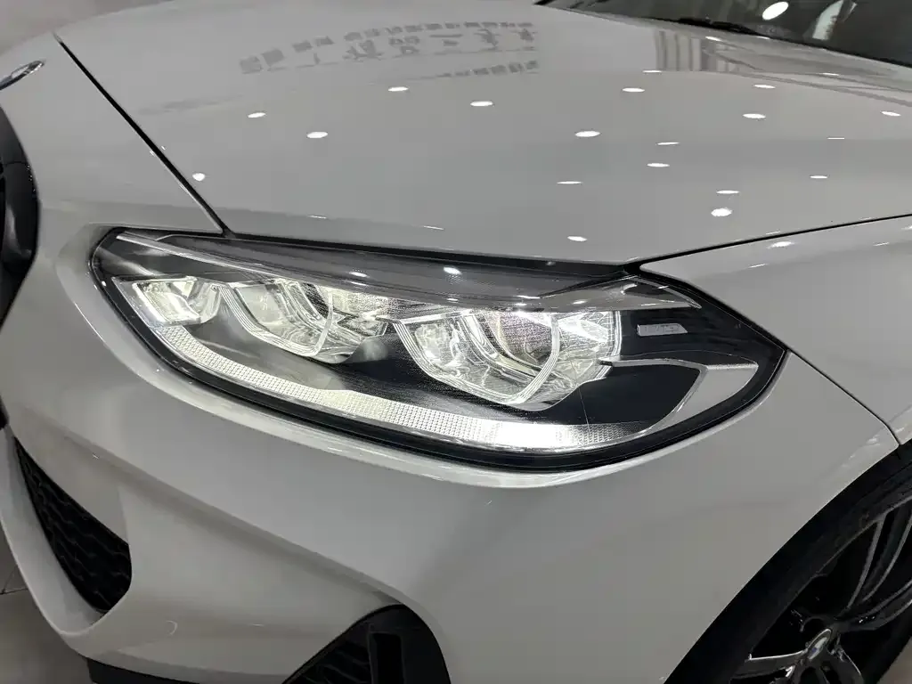 BMW 1 Series 2024 из CN, фото 9