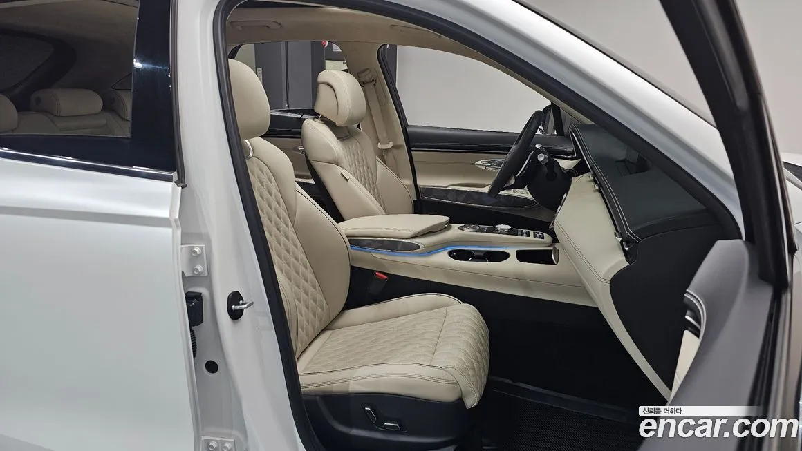 Genesis GV70 2024 из KR, фото 10