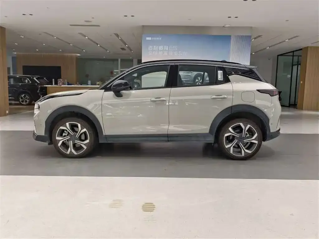 Lynk & Co 06 2024 из CN, фото 8