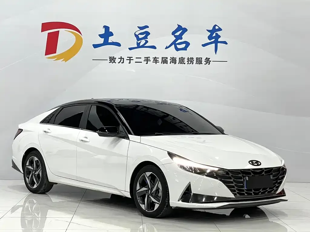 Hyundai Elantra 2022 из CN, фото 3