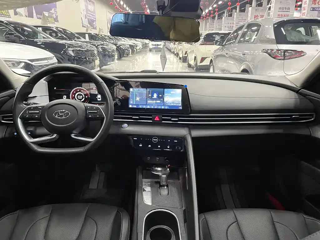 Hyundai Elantra 2022 из CN, фото 9