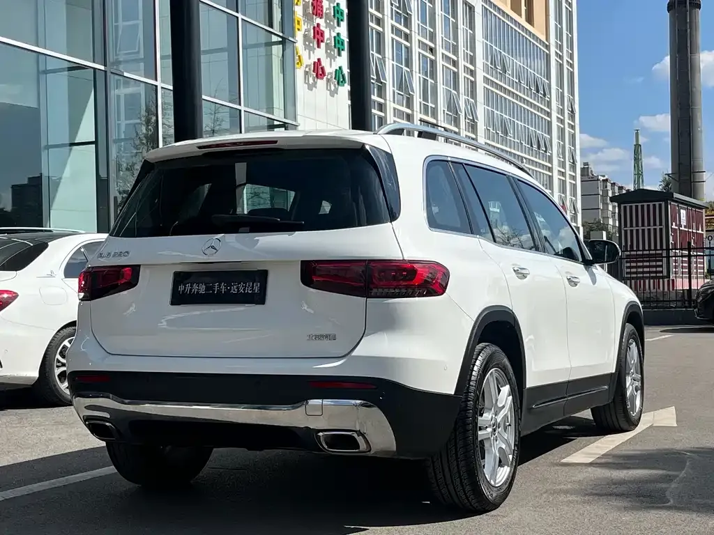Mercedes-Benz GLB 2023 из CN, фото 7