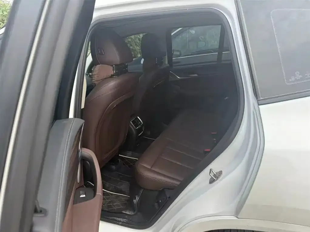 BMW X3 2021 из CN, фото 3