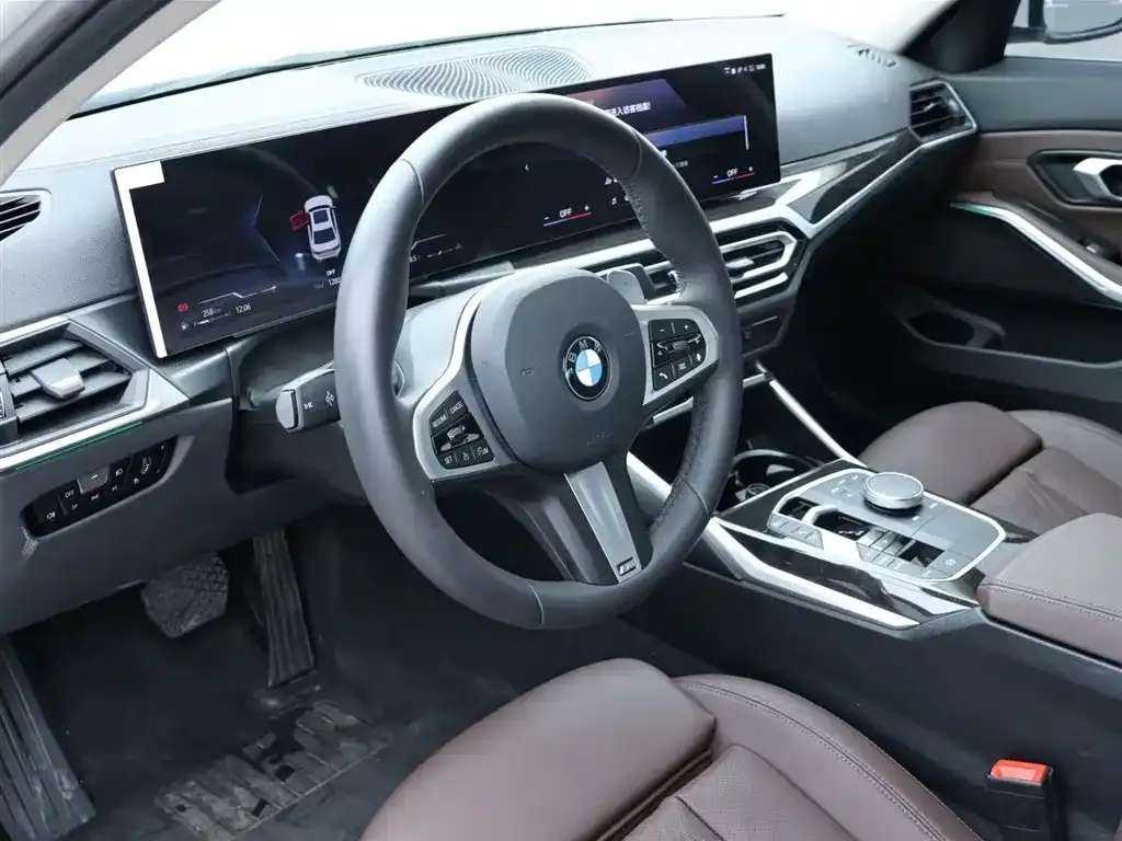 BMW 3 Series 2025 из CN, фото 2