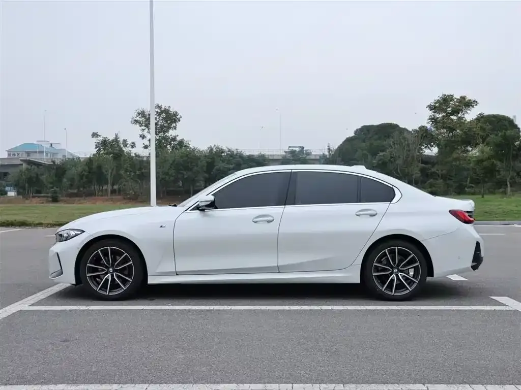 BMW 3 Series 2025 из CN, фото 5