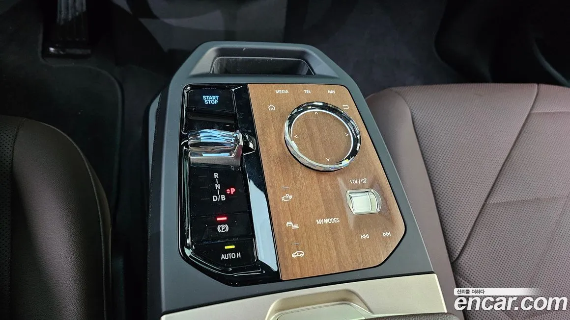 BMW iX 2025 из KR, фото 9