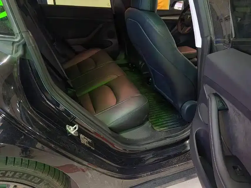 Tesla Model 3 2021 из CN, фото 3