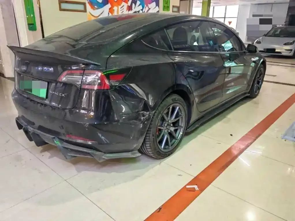 Tesla Model 3 2021 из CN, фото 5